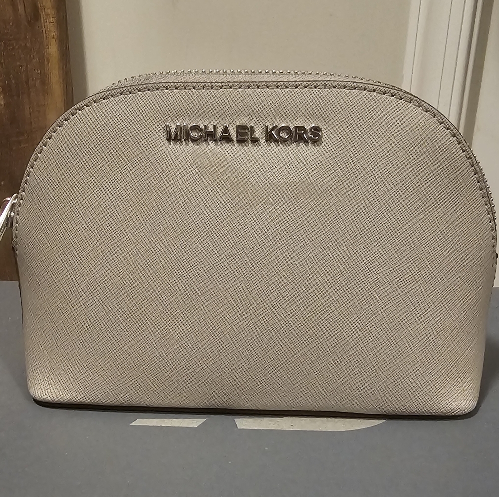 MICHAEL KORS MAKE UP BAG PEARL GREY LEATHER TRAVEL POUCH COSMETIC CASE JET